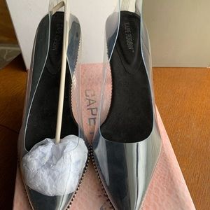 Cape Robbin 8 1/2 Clear Pumps